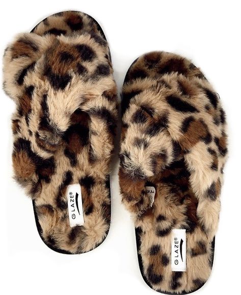 Work From Home Style, Safari Home Decor, Popular Sandals, Fashion Props, Slippers Outfit, Leopard Slippers, Plush Slippers, Cute Slippers, Funky Shoes