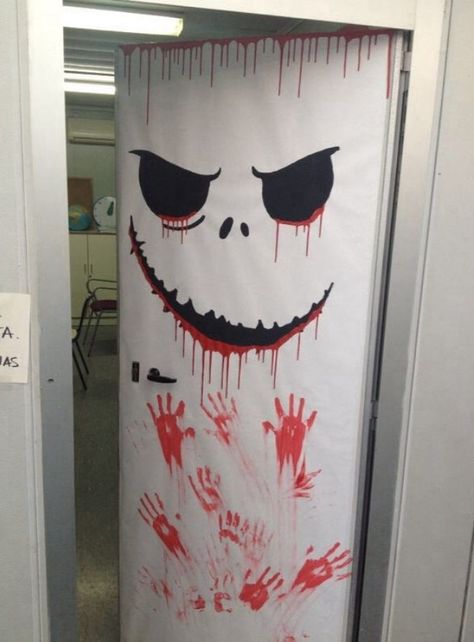 14 BEST Halloween Dorm Door Decorations That Are Spooktacular (2022) Deco Porte Halloween, Halloween Mural, Halloween Decorations School, Strašidelný Halloween, Halloweenpyssel Barn, Halloween Door Decorations Classroom, Porta Halloween, Halloween Dorm, Disfarces Halloween