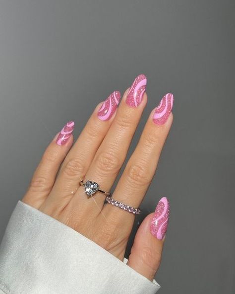 Barbenheimer Nails, Barbie Gel Nails, Barbie Inspired Nails, Pink Sparkle Nails, Barbiecore Outfit, Editing Pics, Barbie Pink Nails, Pink Glitter Nails, Sparkle Nails