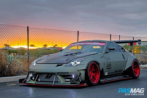 Nissan 350z Custom, 350z Nissan, Nissan Gtr Wallpapers, Nissan Gtr R34, Nissan R35, Nissan Nismo, Dropped Trucks, Nissan Z, Dream Cars Jeep