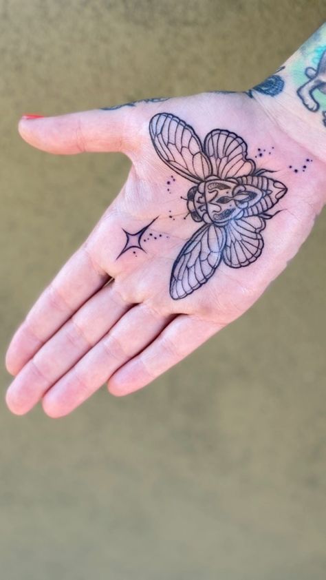 Butterfly Palm Tattoo, Cicada Hand Tattoo, Palm Eye Tattoo, Cicada Tattoo Design, Blind Tattoo, Hand Palm Tattoos, Cicada Tattoo, Barbie Tattoo, Palm Tattoo