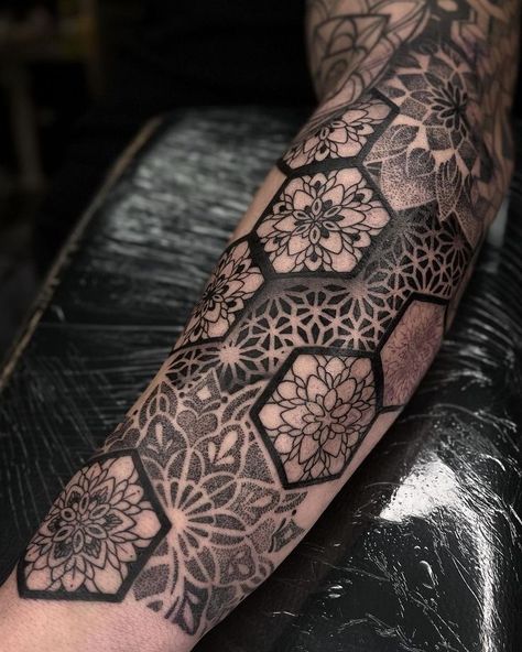 Forarm Tattoos Mandala, Mandala Fill In Tattoo, Dotwork Mandala Sleeve, Cool Mandala Tattoo, Zen Tangle Tattoo, Forearm Tattoos Mandala, Women’s Mandala Tattoo, Geometric Feminine Tattoo, Woman Geometric Tattoo