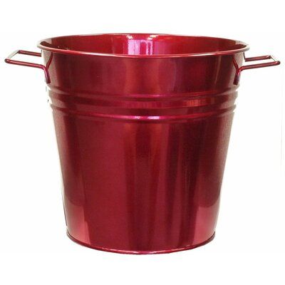 Houston International Galvanized Steel Pot Planter Color: Apple - Red Outdoor Garden Decor Ideas, Garden Decorations Outdoor, Outdoor Garden Art, Apple Glaze, Unique Garden Decor, Outdoors Ideas, Shed Decor, Home Outdoor Decor, Outdoor Garden Planters