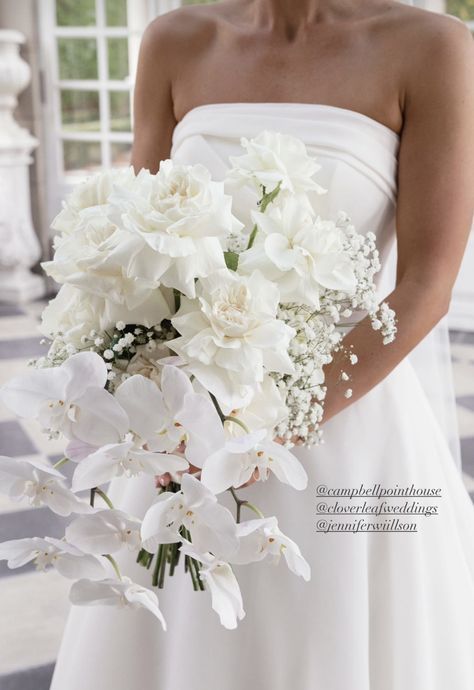 Orchid And Ranunculus Bouquet, Bride Bouquet Cascading, White Bridal Bouquet With Orchids, White Bouquet With Orchids, All White Modern Wedding Flowers, Timeless Wedding Florals, Wedding Bouquets With Orchids, Bride Bouquets White Elegant, Orchid Rose Bouquet