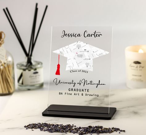 Aesthetic Frame, Acrylic Trophy, Diy Graduation Gifts, Graduation Picture Poses, Business Card Design Creative, Gift Boyfriend, Vinyl Gifts, Graduation Diy, Acrylic Plaque