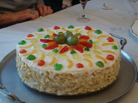 Sicilian Cassata l Eating Well Italian Cassata Cake Recipe, Casata Cake, Sicilian Cake, Christmas Patisserie, Cassata Cake Recipe, Grocery Store Cake, Cassata Cake, Giada De Laurentiis Recipes, Italian Sweets