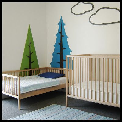 IKEA Crib Hack - Sniglar crib. Just chop the railings in half to lower! Ikea Crib Hack, Sniglar Crib, Ikea Toddler Bed, Ikea Sniglar Crib, Ikea Crib, Diy Toddler Bed, Toddler Bed Boy, Baby Crib Diy, Hacks Ikea