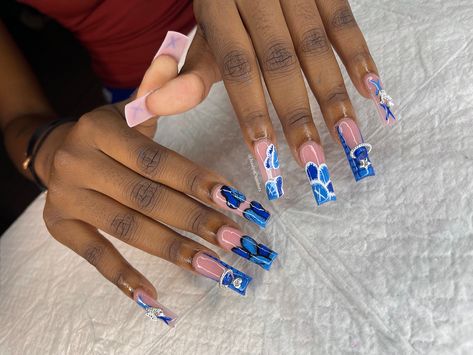 Blue Kaws Acrylic Nails, Kaws Charms Nails, Medium Kaws Nails, Halloween Kaws Nails, Kaws Nails Design Medium, Purple Kaws Nails, Nail Ideas Acrylic Blue, Blue Kaws Nails, Kaw Nails