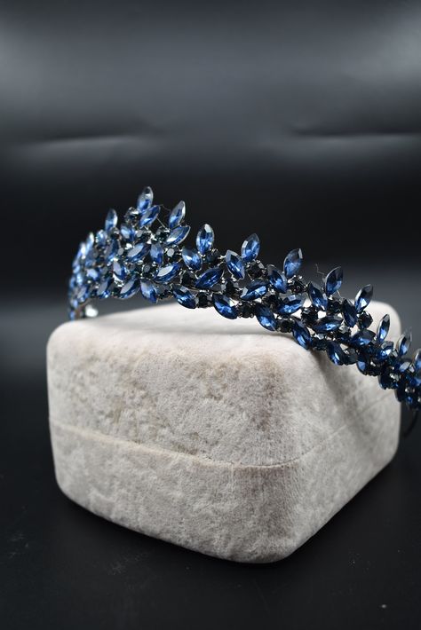 Dark Blue Tiara, Dark Blue Crown, Writing Outfits, Blue Hair Clip, Crown Wedding Hair, Black Tiara, Royal Crown Jewels, Dark Blue Hair, Quinceanera Ideas