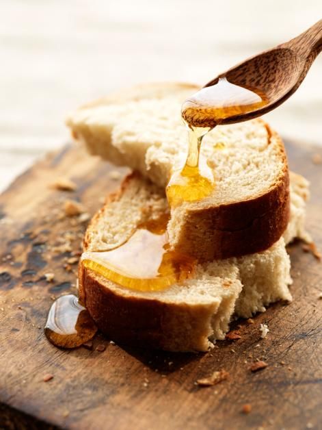 Britta Nickel Honey Bread, Honey Photography, Our Daily Bread, Food Photo, Good Eats, Love Food, Syrup, Food Photography, Toast