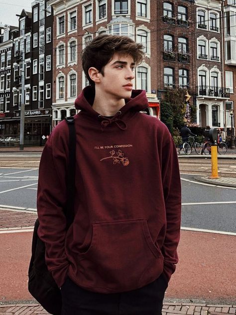 Dylan Obrian, Dylan Obrien, Streetwear Inspiration, Urban Style Outfits, Teen Boy Outfits, Gucci Mane, Mens Fashion Urban, Stiles Stilinski, Pac Man