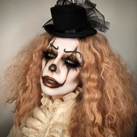 Victorian Clown, Pocket Dog, Horror Make-up, Halloween Clown, Amazing Halloween Makeup, Beauty Lash, Face Painting Halloween, Dope Makeup, Scary Clowns