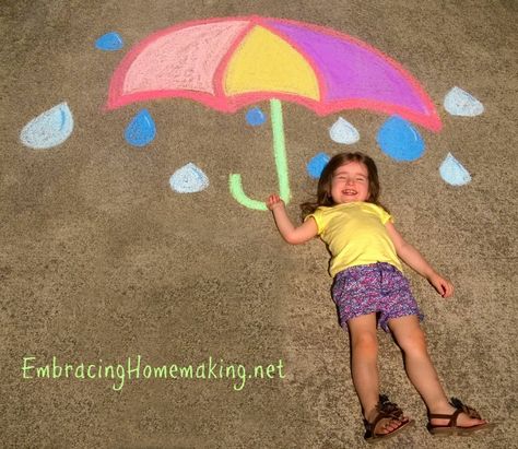 Chalk Drawing Umbrella Design Sidewalk Chalk Photos, Chalk Photography, Chalk Pictures, Chalk Photos, Fun Chalk Art, Chalk Design, Kids Umbrellas, Sidewalk Chalk Art, Sidewalk Art