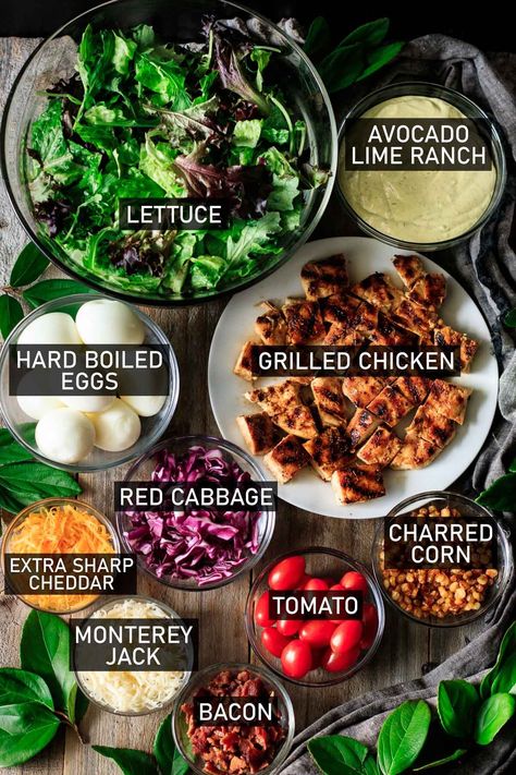 Copycat Chick Fil A, Fresh Salad Recipes, Salad Meal Prep, Salad Pasta, Makanan Diet, Diy Recipe, Chicken Salad Recipes, Chick Fil A, Healthy Salad Recipes