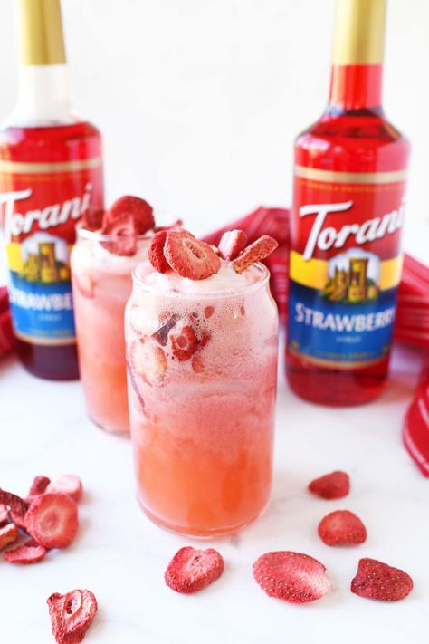 Strawberry Pink Drink Torani Cherry Syrup Recipes, Torani Syrup Cocktail Recipes, Strawberry And Cream Drink, Strawberry Torani Syrup Recipes, Torani Strawberry Syrup Recipes, Torani Drink Recipes, Torani Syrup Recipes Drinks, Strawberry Shortcake Drink, Torani Drinks