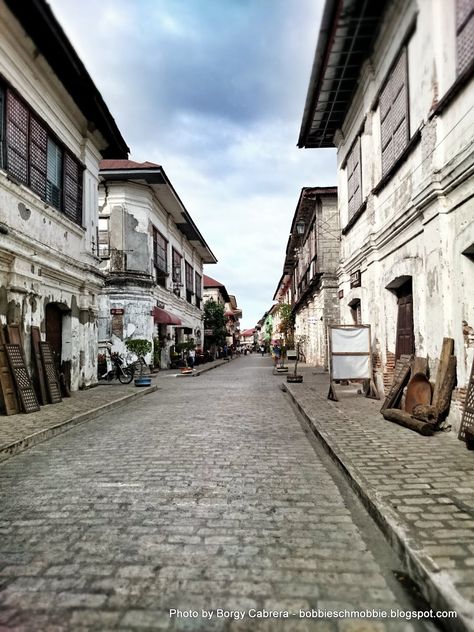 Books, Travel, Vigan, Calle Crisologo Vigan, Vigan Philippines, Food Books, Philippines, Spa, Quick Saves