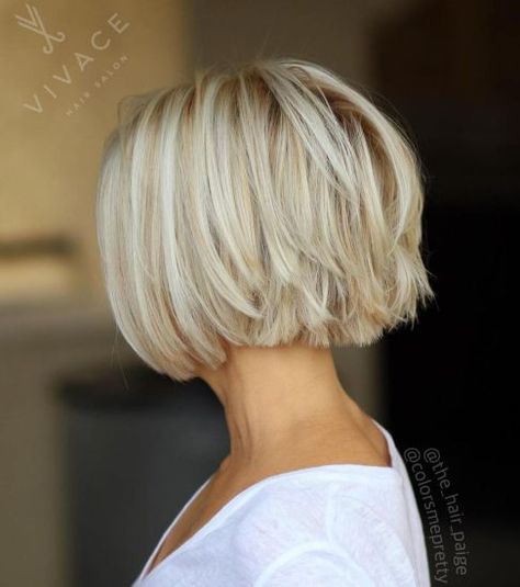 Short Hairstyles For Fine Hair, Hairstyles For Fine Hair, Short Bobs, Cut Hairstyles, Choppy Bob Hairstyles, Bob Hairstyles For Fine Hair, Penteado Cabelo Curto, Short Hairstyle, Haircuts For Fine Hair