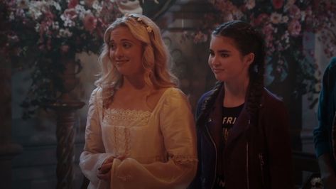 Revenge of the Past, Part 2 - Best Friends Whenever | Apple TV Landry Bender, 2 Best Friends, Best Friends Whenever, Friends Gathering, Dance Moms, Disney Channel, Smart Tv, Apple Tv, Real Time