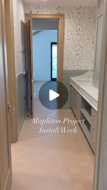 More glimpses of our #mapletonproject install.
🤍🤍🤍

Build @RobisonHomeBuilders 
Arch @thinkarch 
8h Becky Owens Bathroom, Becky Owens Design, Becki Owens Bathroom, Becky Owens, Heat Lightning, Gregory Alan Isakov, Becki Owens, Sweet Heat, The Grove