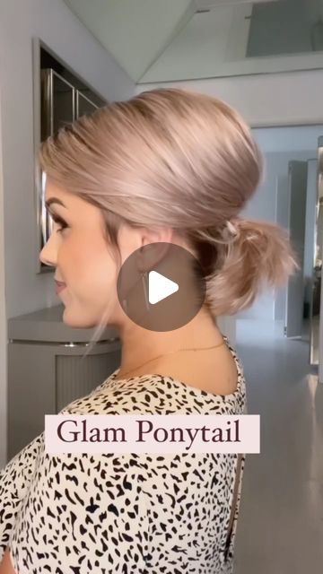 Caramel Highlights, Balayage, Short Hair Ponytail, Short Hair Up, Short Ponytail, Texture Spray, Bob Haircut For Fine Hair, Bob Haircut With Bangs, Hairdos For Short Hair