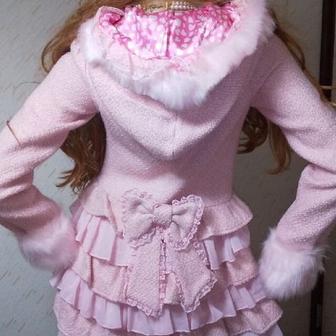 Gyaru Jacket, Ruffly Skirt, Hat Aesthetic, Hime Gyaru, Pretty Pink Princess, Gyaru Fashion, J Fashion, Pink Outfits, Pink Princess