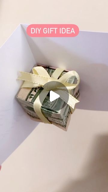 Valentina Balance on Instagram: "Easy last minute #giftidea" Creative Money Gift Ideas, How To Give Money As A Gift Creative, How To Fold Money For Gifts, Gift Wrapping Money, Money Folding Ideas Easy, Oragami Money, Money Box Diy, Easy Money Origami, Money Folding