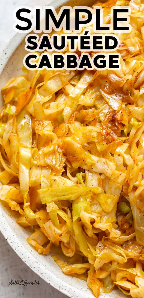 Essen, Cooked Cabbage Recipes, Cabbage Recipes Southern, Easy Cabbage Recipes, Sautéed Cabbage, Cabbage Recipes Healthy, Fried Cabbage Recipes, Cabbage Side Dish, Sauteed Cabbage