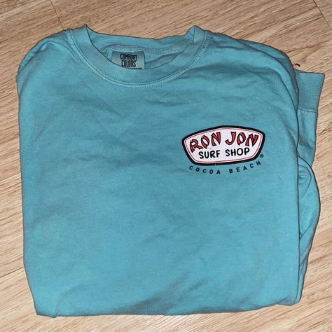 Ron Jon Long Sleeve Top Bought In Florida Never Wore Ron Jon Surf Shop Shirt Outfit, Ron Johns Surf Shop Shirts, Ron Jon Shirt, Ron Jon Surf Shop Hoodie, Ronjon Surf Shop, Ron Jon Surf Shop Shirt, Ron Johns Surf Shop, Obx Clothes, Surf Shop Shirts