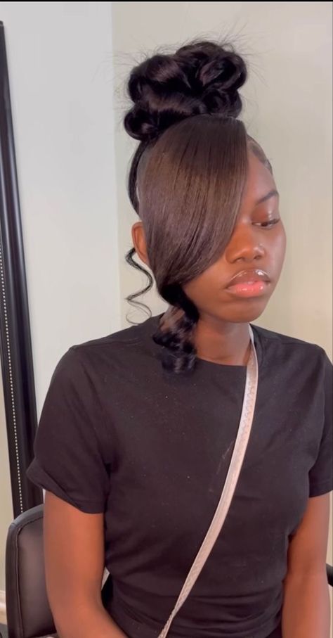 Black Birthday Hairstyles, Flat Iron Hairstyles For Black Women, Homecoming Hairstyles Straight Hair, Homecoming 2023, Weave Ponytail Hairstyles, Sleek Ponytail Hairstyles, Ponytail Hairstyles Easy, Birthday Hairstyles, Black Ponytail Hairstyles