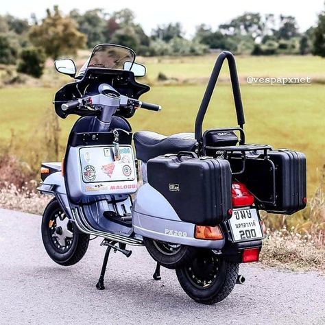 vespa px’s Instagram post: “Light purple blue Vespa PX custom modified with accessories . hashtag #vespapxnet and mention @vespapxnet for feature repost  #bluevespa…” Lml Vespa, Blue Vespa, Vespa Accessories, Vespa Px 200, Piaggio Scooter, Vespa Motorcycle, Motorcycle Momma, Vespa Bike, Custom Vespa