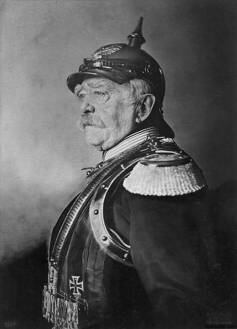 Download Image of Otto Von Bismarck - A black and white photo of a man in uniform. Free for commercial use, no attribution required. Magyar:  Bismarck. Dated: 1850 - 1950. Topics: otto von bismarck Otto Von Bismarck, Welfare State, Ww 1, Historia Universal, German History, History People, Historical People, History Photos, Historical Pictures