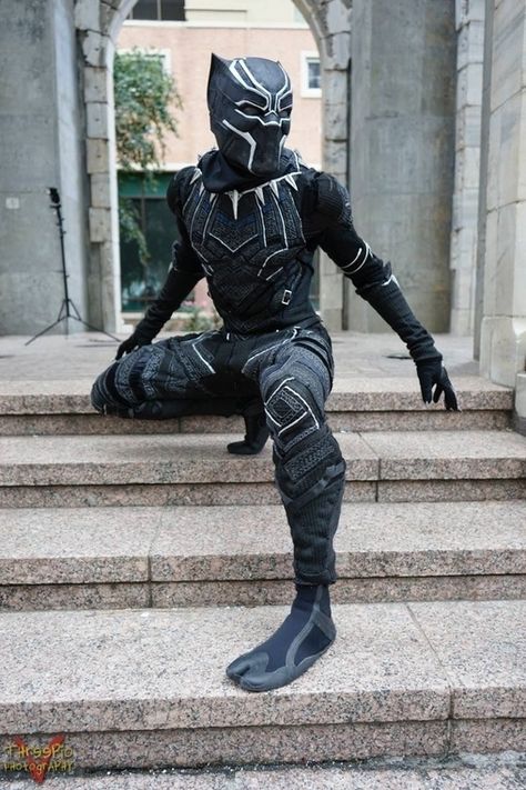 This is a costume based off the superhero Black Panther. I made it by hand sewing fabric Kevlar together and hand painting with rubber for the pattern details. I wanted to use Kevlar because Black Panther's costume is made out of vibranium, which is the... Panther Halloween Costume, Black Panther Halloween Costume, Superhero Photoshoot, Killer Costume, Panthers Outfit, Panther Costume, Black Panther Costume, Nail 2024, Black Halloween Costumes