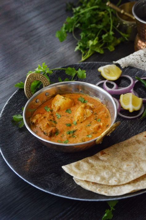 Chicken Korma – Savory&SweetFood Essen, Halal Recipes, Muslim Food, Gluten Free Main Dishes, Chicken Korma, Ethiopian Food, Cooking Courses, Chicken Spices, Instagram Image