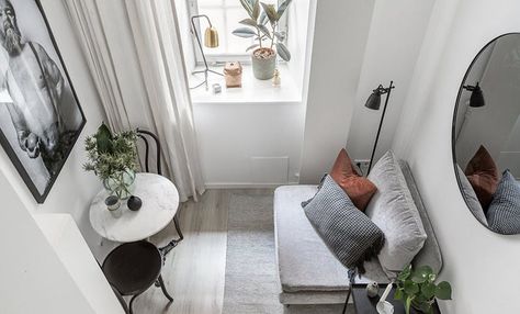 Small living is taken to a stylish extreme in 100-square-foot Stockholm apartment - Curbedclockmenumore-arrownoyes : Wowza Small Living Room Design Ideas, Studio Apartment Living, Micro Apartment, Small Living Room Design, Small Studio Apartment, Tiny Apartments, Living Room Design Ideas, Sleeping Loft, Small Apartment Decorating