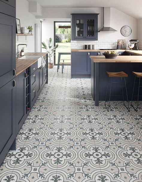 Mosaic Tile Kitchen, Blue Kitchen Cabinets, Floral Mosaic, Hallway Designs, Patterned Floor Tiles, Diy Kitchen Furniture, Tiles Design, Mosaic Pattern, Blue Kitchen