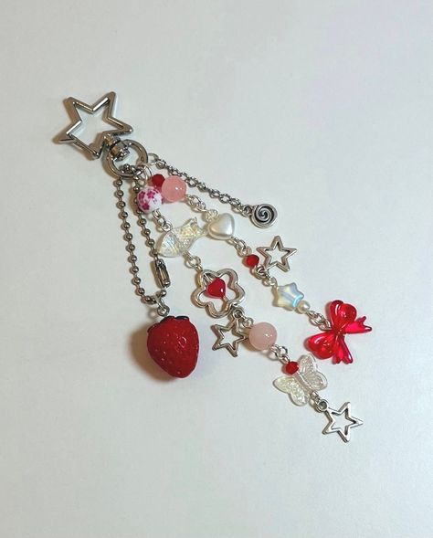 Red/white aesthetic coquette keychain/charm with star clasp and cute beads . free delivery Keychain Charms Aesthetic, Christmas Keychains, Aesthetic Key Chains, Charms Keychain, Cute Red Jewelry With Heart Charm, Beads Keychain Aesthetic, Bag Keychain Aesthetic, Christmas Keychain, Cute Keychain Ideas