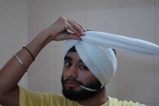 How to Tie a Pagari (Indian Turban) : 12 Steps (with Pictures) - Instructables Indian Turban, Tie A Turban, Muslim Men Clothing, Hip Hair, Head Turban, Bridal Hairdo, Head Wrap Styles, Muslim Men, Grow Long Hair