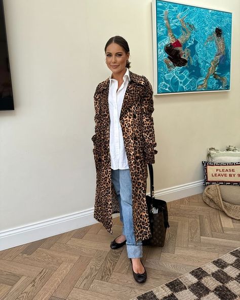 Louise Thompson (@louise.thompson) • Instagram photos and videos Louise Thompson, Petite Fashion, Fashion Inspo, Instagram Photos, Photo And Video, Instagram Photo, Instagram