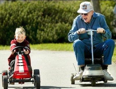 I love this...i wanna race my granddkids when i get old Funny Old People, Hermann Hesse, Never Too Old, Manama, Senior Citizen, Charles Dickens, Young At Heart, Old Age, Old People