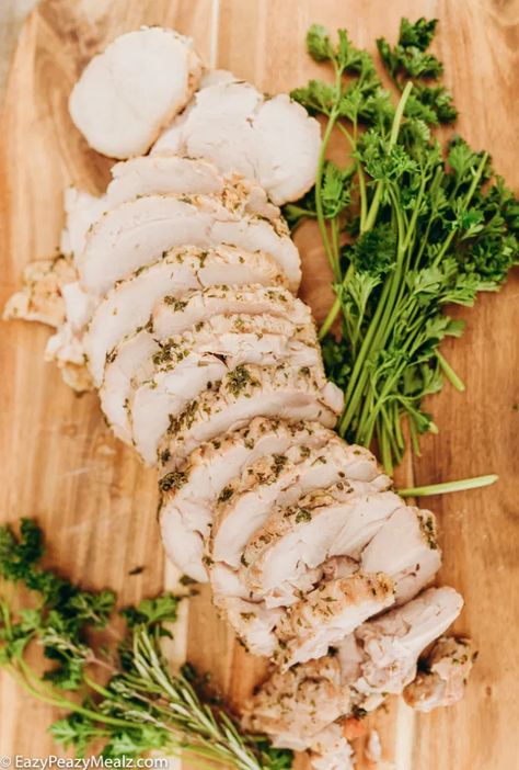 Herb Crusted Boneless Turkey Roast - Easy Peasy Meals Turkey Breast In Crockpot, Defrosting Turkey, Boneless Turkey Roast, Turkey In Oven, Dry Brine Turkey, Turkey Easy, Turkey Roast, Easy Turkey Recipes, Foil Packs