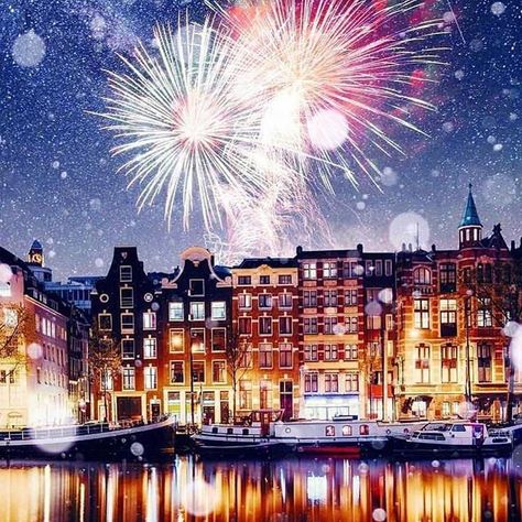 Where would you love to spend your next New Year's Eve? I want to be overlooking canals and gabled houses with fireworks going off... In Amsterdam. Maybe that is why I love Frederick so much it reminds me of Amsterdam.  #Amsterdam #fireworks #newyearseve  #liveinfrederick  #frederickrealty  #liveinfrederick Amsterdam New Year, Underwater City, Copacabana Beach, Famous Beaches, Fireworks Show, Fireworks Display, Top Travel Destinations, I Want To Be, Family Adventure