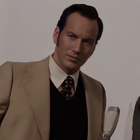 Ed The Conjuring, Patrick Wilson Ed Warren, Ed Warren The Conjuring, Ed Warren Patrick Wilson, Los Warren, Ed Warren, Ed And Lorraine Warren, Conjuring Universe, Lorraine Warren