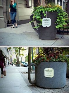 Walking Down The Street, Publicidad Creativa, Street Marketing, Guerilla Marketing, Coffee Shop Design, Street Furniture, Creative Advertising, Cafe Interior, Cafe Design