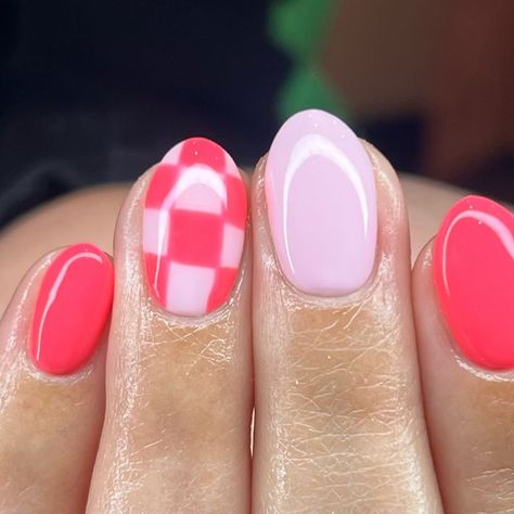 Stephanie Elhabach on Instagram: "When you can’t decide between 2 colors, checker them 🏁  #luminary #luminarynailsystems #goodyearnails #luxapolish #goodyearaz #buckeyenails #avondalenails #litchfieldparknails  #aznails #nailinspo #nailsofinstagram #nailtech #naturalnails #naildesign" Gel Nail Designs No Acrylic, Simple Checkered Nails, Nails With Checkered Design, Nails 12 Yrs Old, No Tip Nail Ideas, Cute Nails Not Acrylic, Cute Nail Designs Back To School, Cute Nail Ideas For Teenagers, Preppy Nail Designs For Kids