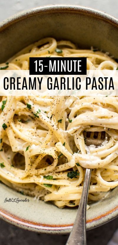 Fast Comfort Food, Salt And Lavender, Garlic Pasta Recipe, Creamy Garlic Pasta, Dinner Videos, Italian Chicken Recipes, Sauce Chicken, Easy Chicken Dinner Recipes, Garlic Pasta