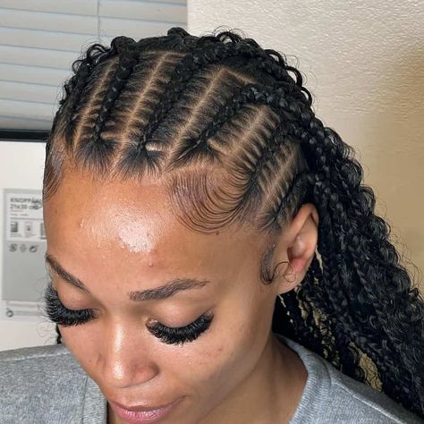 Tribe Braids With Curls, Braids Fulani Hairstyles, Fulani Braids No Extensions, Stitch Fulani Braids, Fulani Boho Braids Hairstyles, Fulani Braids Straight Back, Tribe Braids, Style Fulani Braids, Fulani Braids With Design