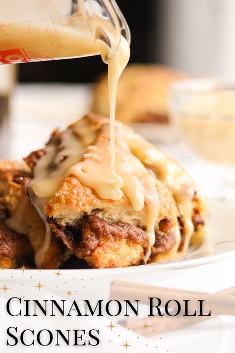 Cinnamon Roll Scones - A baJillian Recipes Cinnamon Roll Scones, Brown Butter Icing, Butter Finger Dessert, Cinnamon Scones Recipe, Easy Bar Recipes, Cinnamon Scones, Homemade Scones, Scones Ingredients, Butterscotch Pudding