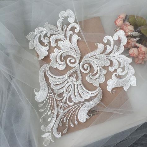 off white lace applique with sequins details in heart shape about : 31*29cm, perfect for wedding decor, hair accessories, dancing costume, jewelry design, bridal headpiece, bag, home decor, and all kinds of fashion design.My shop link,https://www.etsy.com/shop/lacejamila?ref=seller-platform-mcnavAbout the shipping,If you select shipping by gereral shipping, usually needs about 7-20 business days, some remote country need more time.If need fast shipping pls message me will motify express freight Wedding Cales, Gown Applique, Dress Applique, Wedding Applique, Beautiful Bridal Dresses, Veil Accessories, Wedding Projects, Embellishment Diy, Gown Bridal