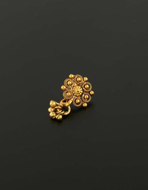 Nose Jewels Gold, Gold Nose Pin Design, Belly Button Piercing Double, Double Belly Button Piercing, Nosepin Design, Indian Nose Pin, Nose Ring Online, Rings Indian, Nose Ring Designs