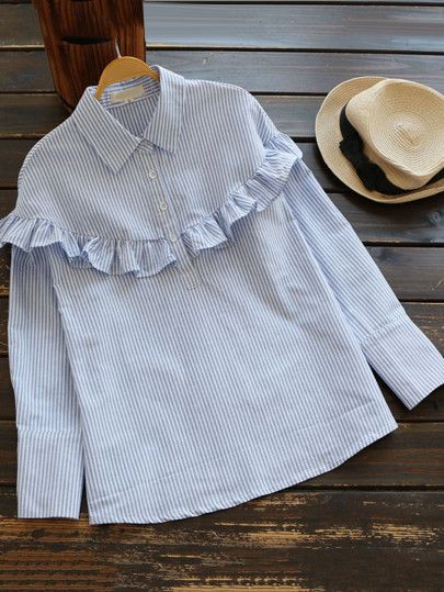 Pinstripe Blouse, Blouse Casual Fashion, Fashion Tops Blouse, Trendy Fashion Tops, Cute Blouses, Stylish Dresses For Girls, Fashion Attire, Stylish Dress Designs, Modest Fashion Outfits